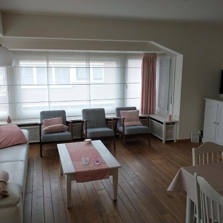 Zonnig Appartement Met 3 Slaapkamers En Gratis Parking 欧斯都恩凯尔克-巴德 外观 照片