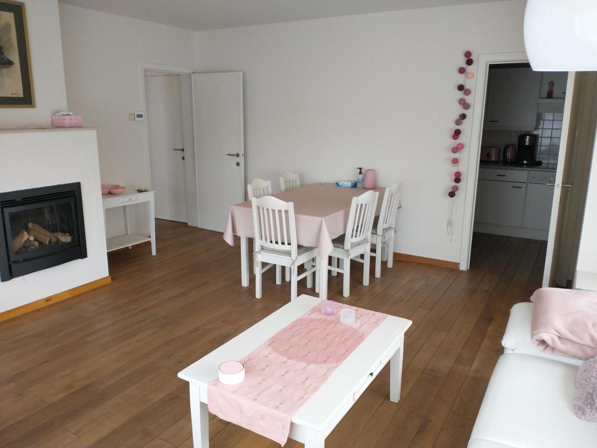 Zonnig Appartement Met 3 Slaapkamers En Gratis Parking 欧斯都恩凯尔克-巴德 外观 照片