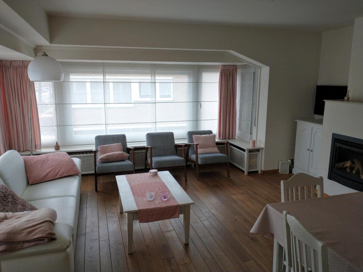 Zonnig Appartement Met 3 Slaapkamers En Gratis Parking 欧斯都恩凯尔克-巴德 外观 照片