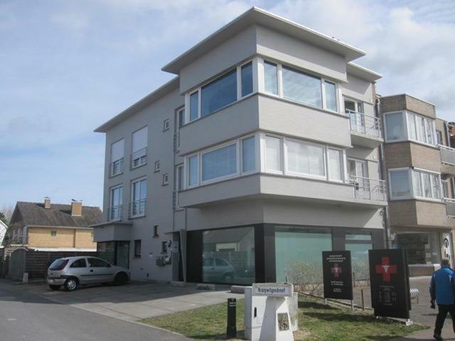 Zonnig Appartement Met 3 Slaapkamers En Gratis Parking 欧斯都恩凯尔克-巴德 外观 照片
